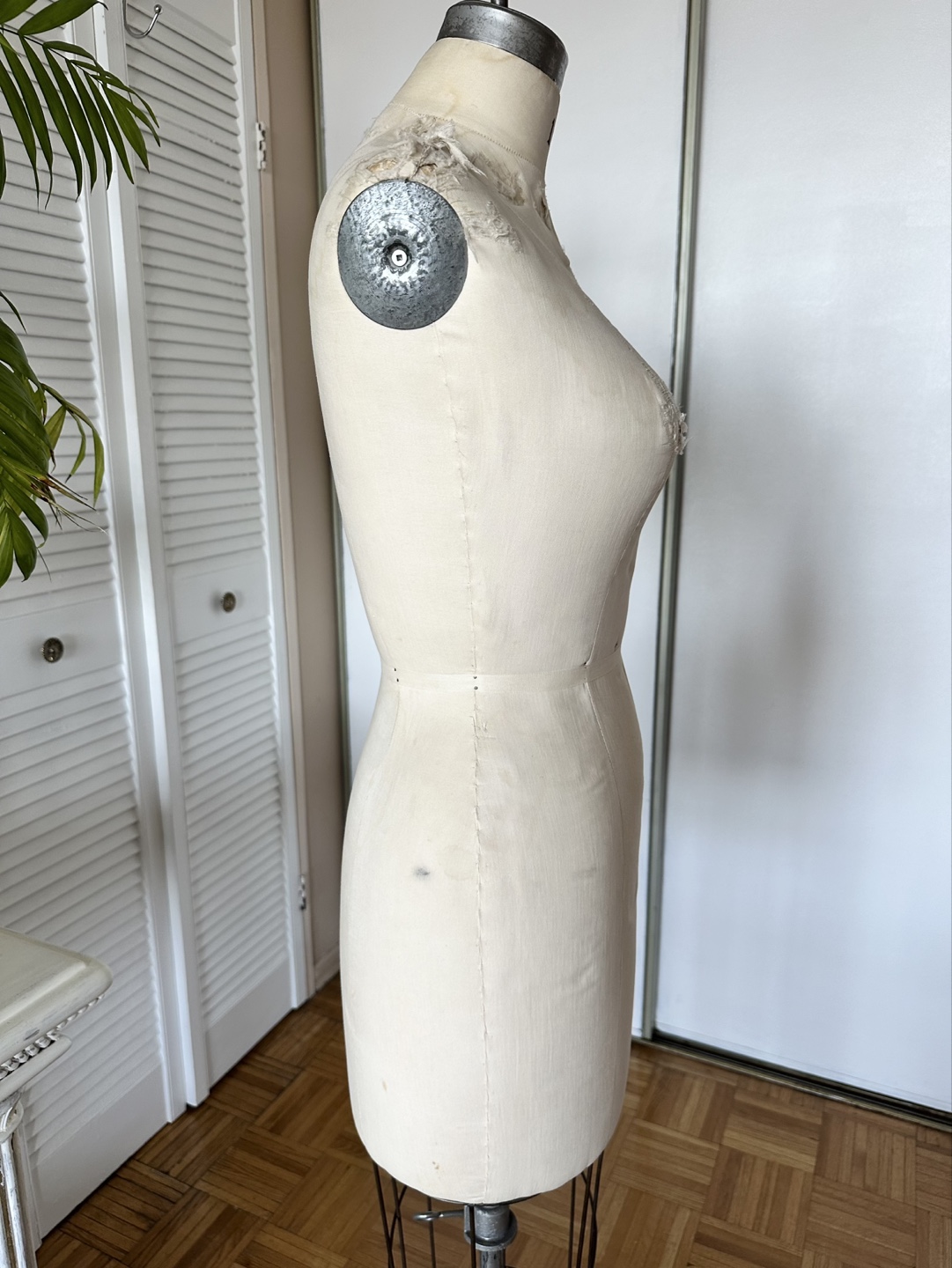 Antique Dress Form - photo 4