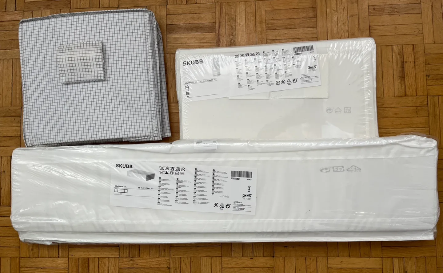 Two IKEA SKUBB Storage plus 6-compartment drawer organizer image indicator(7)