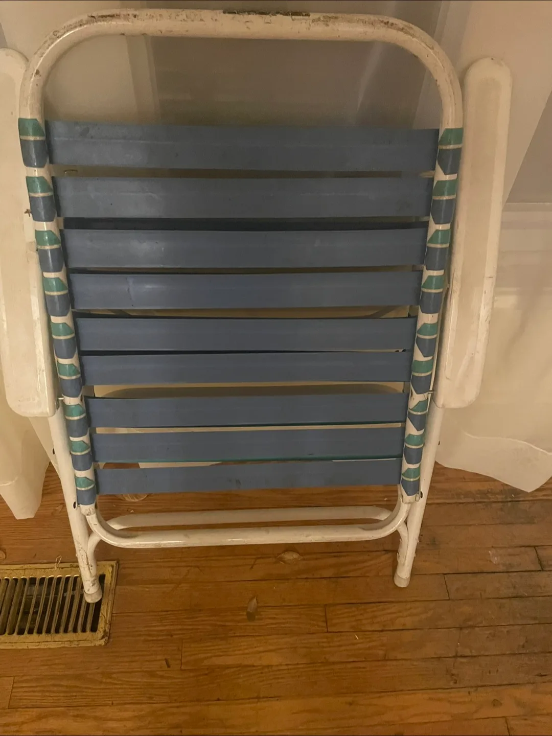 Vintage Blue & White Webbed Folding Beach Chair image indicator(2)