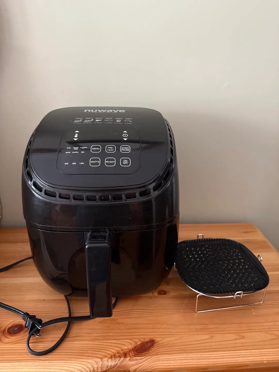 NuWave Brio 3Q Air Fryer thumbnail
