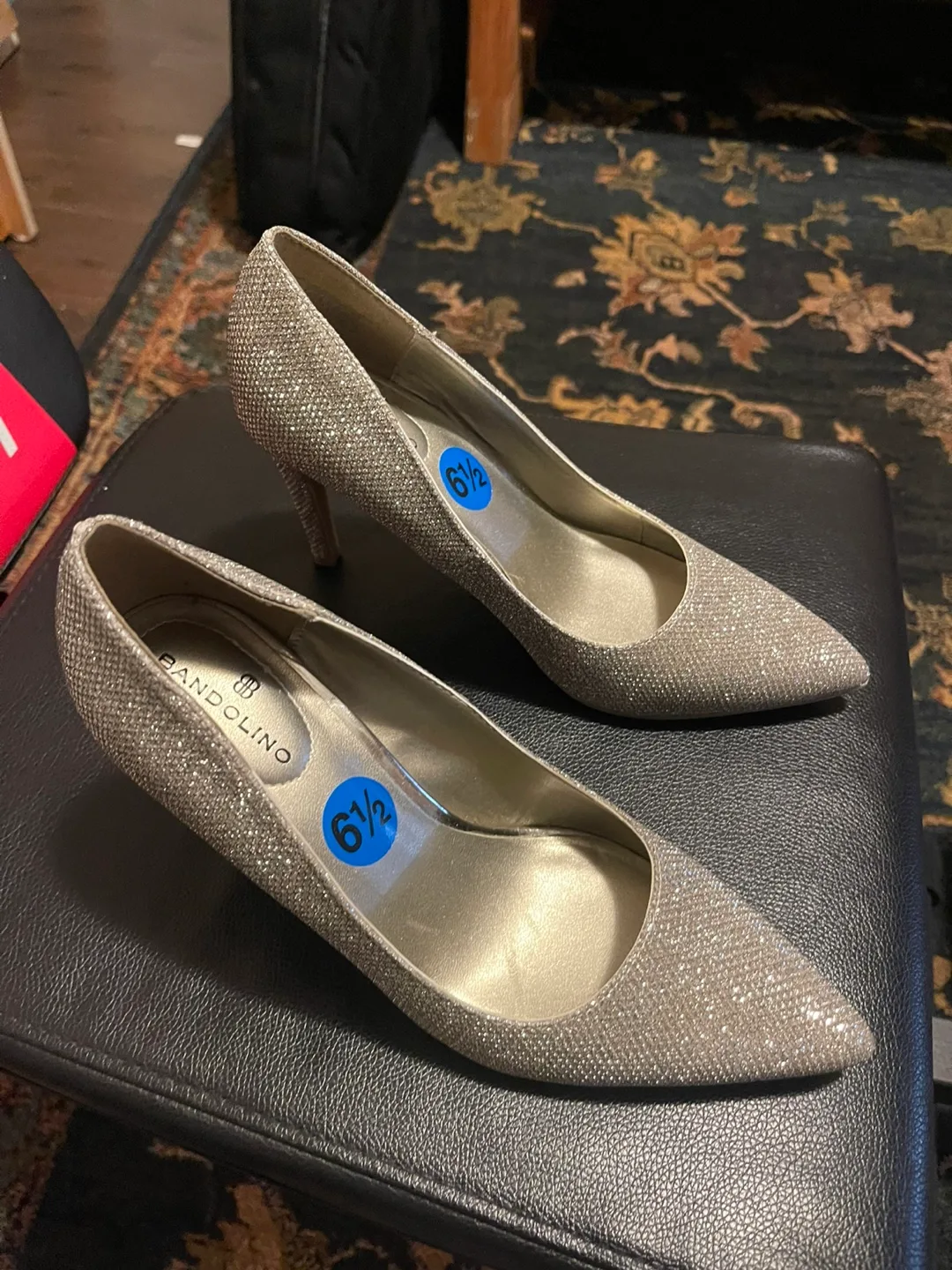 Bandalino Silver Heels - Size 6.5
