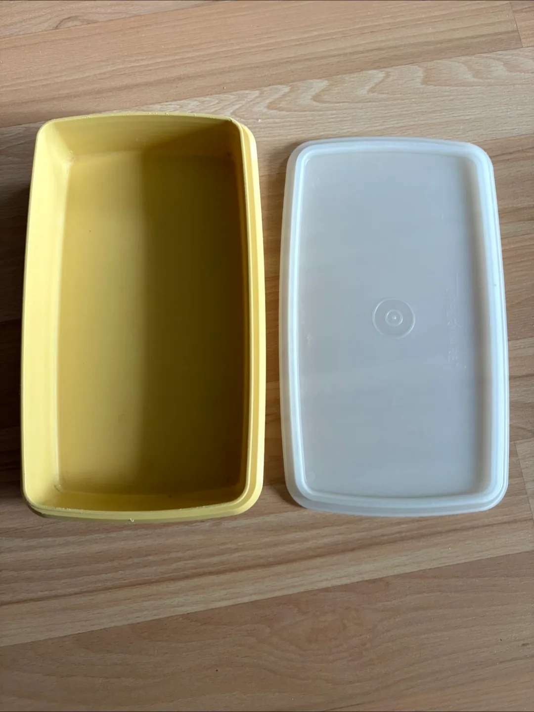 Tupperware Container 9.5” x 5.5”  $5 firm great condition thumbnail