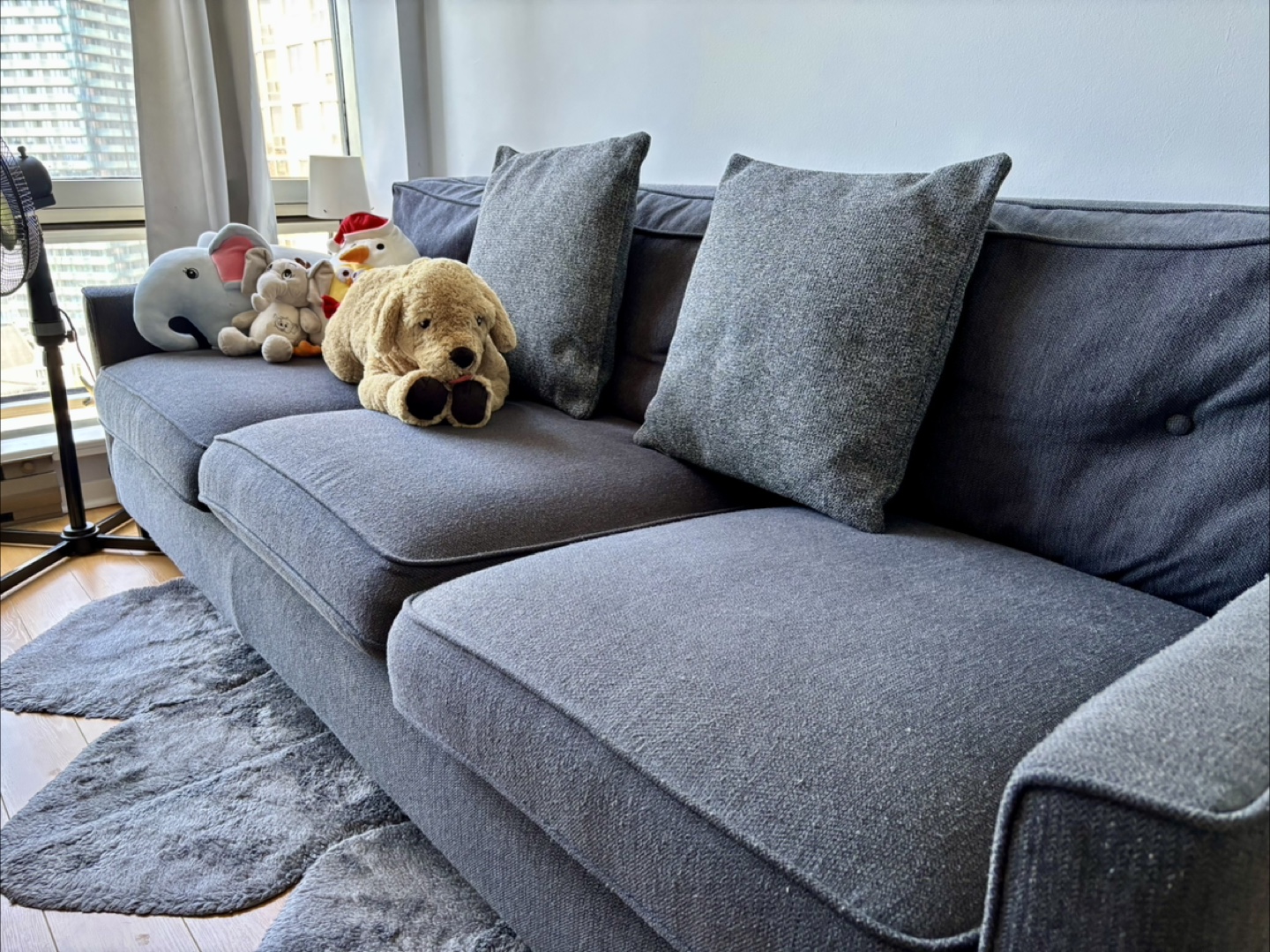 IKEA Sofa 3 seater for sale!!! Comes with 2 new free cushions