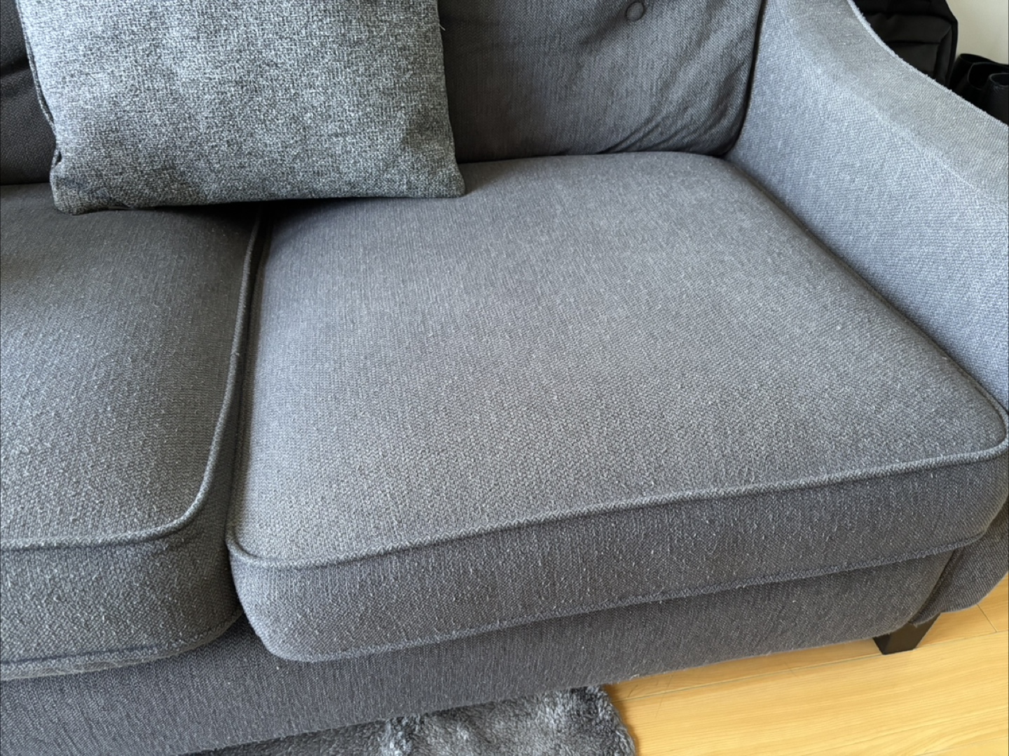 IKEA Sofa 3 seater for sale!!! Comes with 2 new free cushions - photo 3