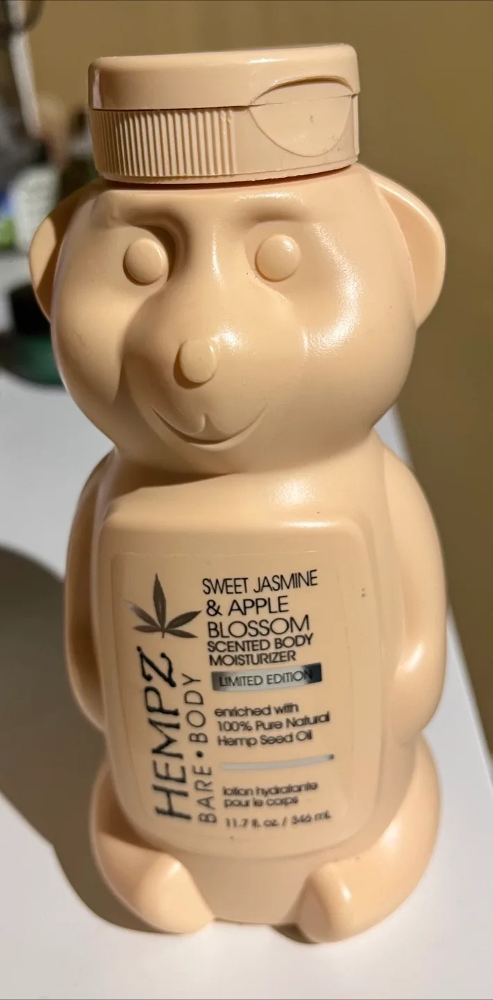 Hempz Sweet Jasmine & Apple Blossom Body Moisturizer thumbnail