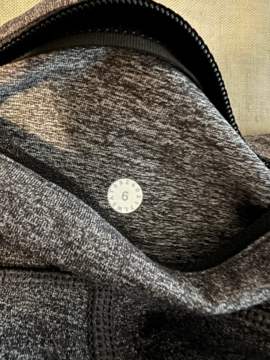 Lululemon Speed Up Tight *28" - size 6 image indicator(9)