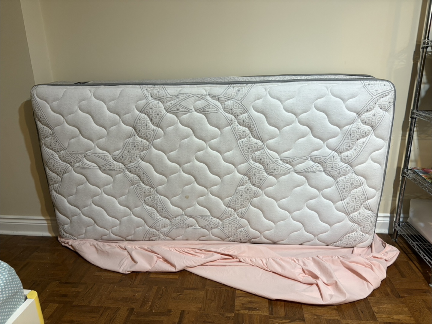 Twin mattress