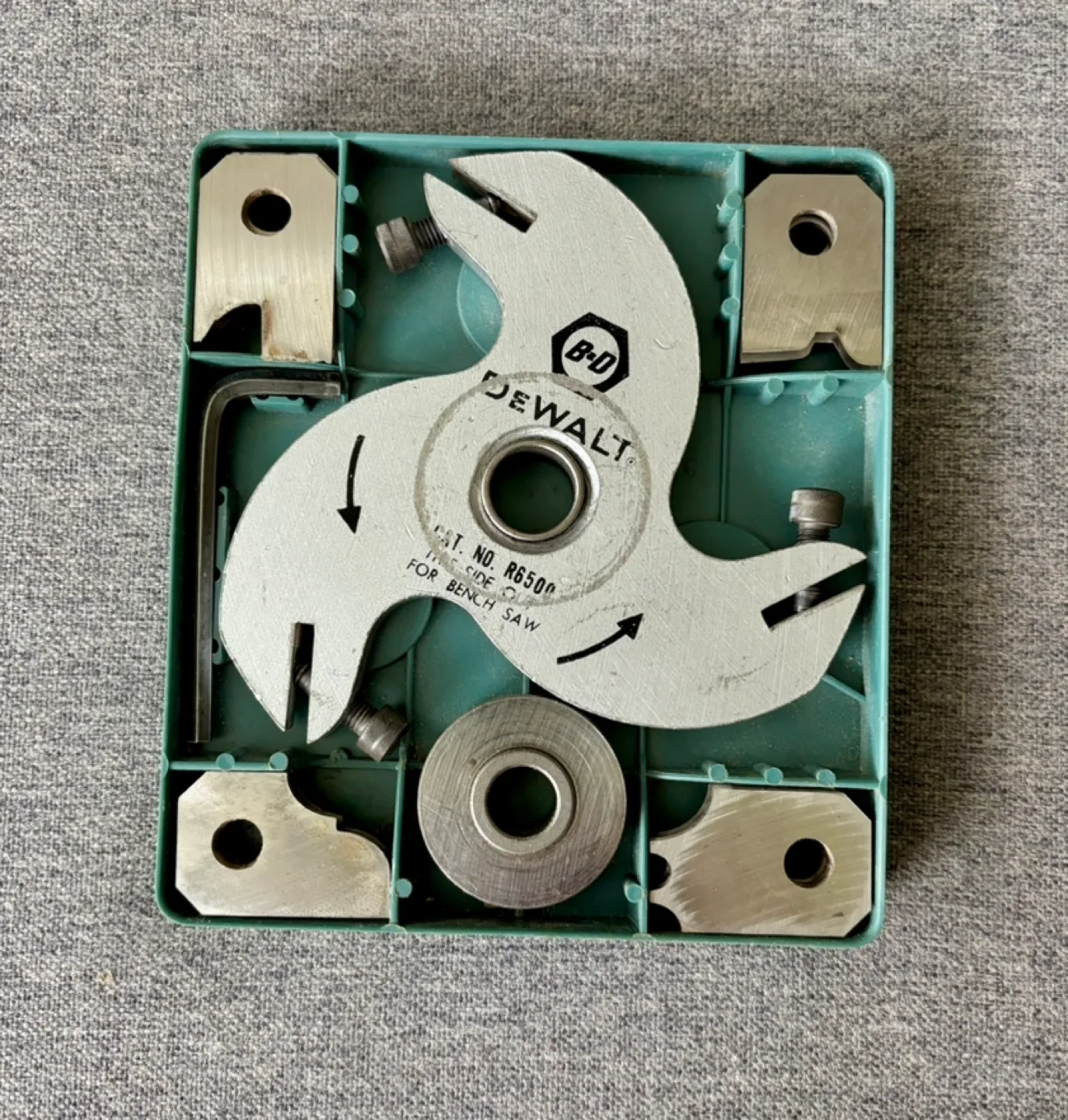DEWALT R6500 Molding Cutter Head Set thumbnail