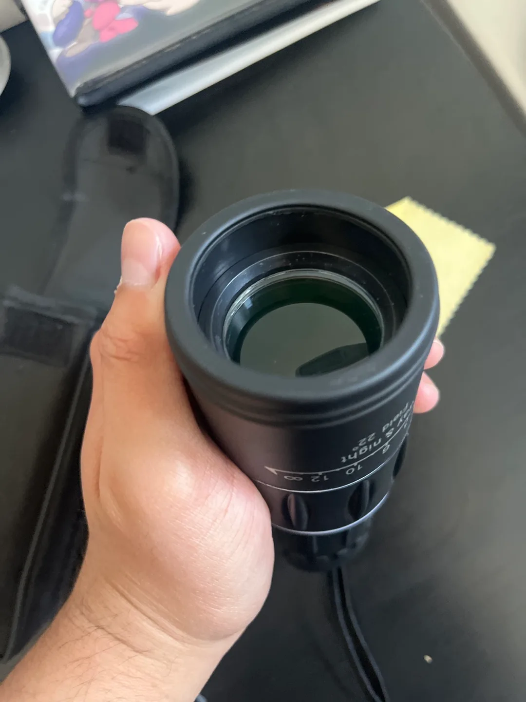 16x52 66M/8000M Day & Night Field 22° Monocular image indicator(2)