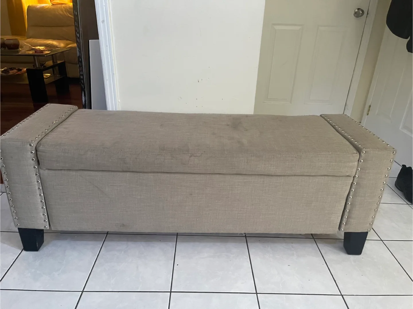 Upholstered Storage Bench image indicator(2)