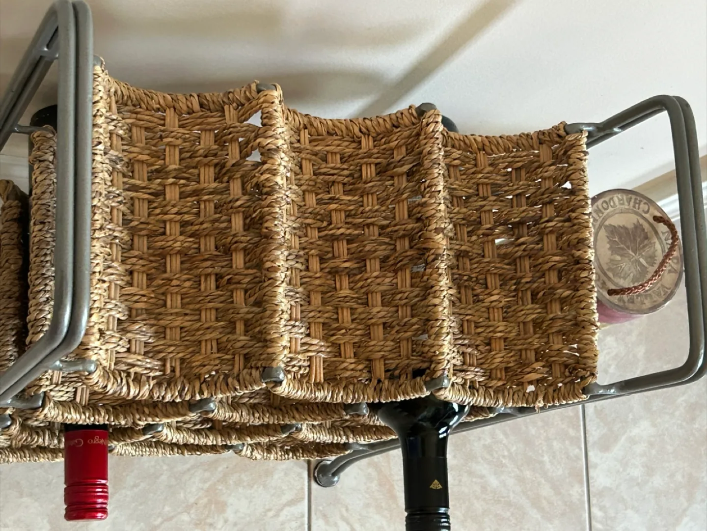 Wicker Wine Rack image indicator(2)