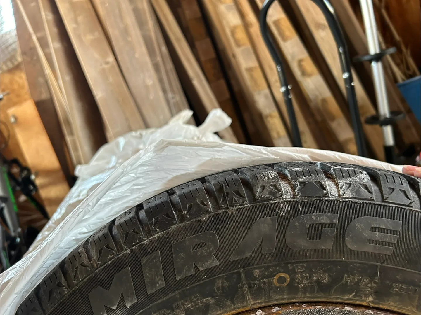 Winter Tires With Rims, Mirage, Size 15 image indicator(5)
