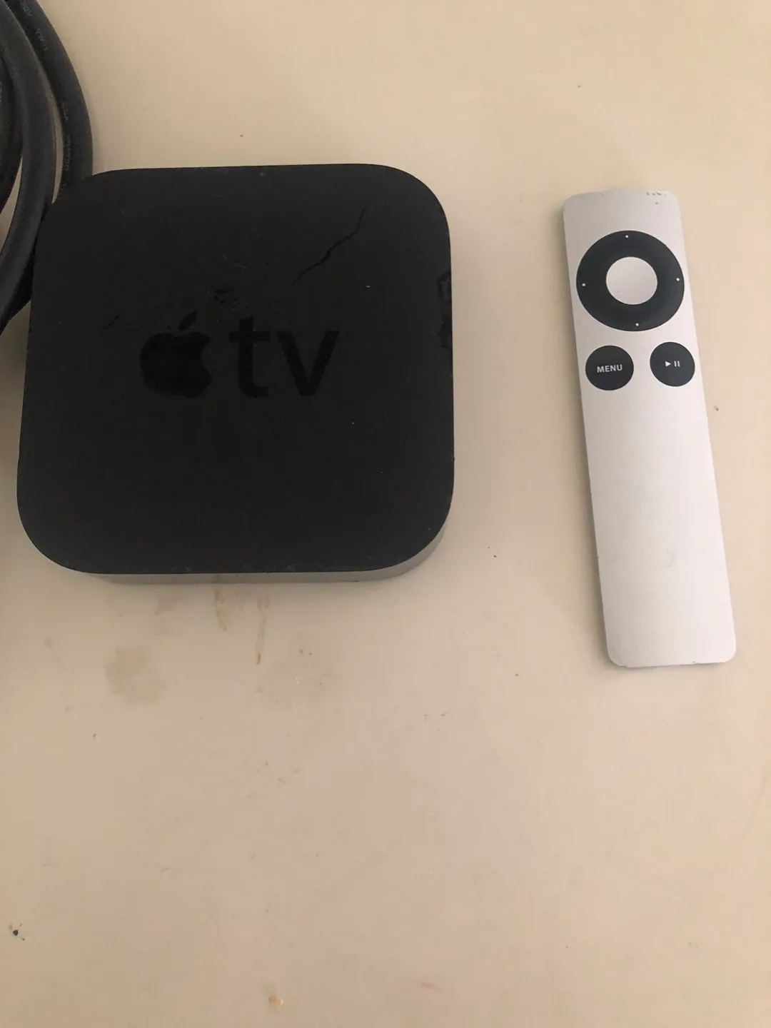 Apple TV 3 gen with Remote thumbnail