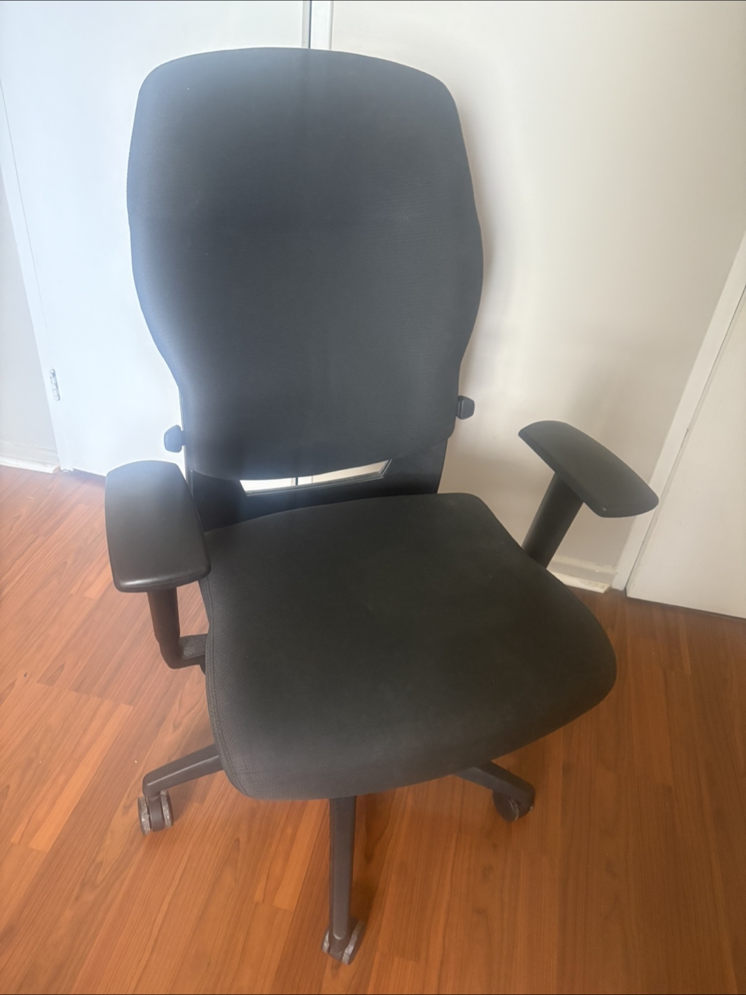 IKEA Sandsberg Table & Office Chair Set - photo 4