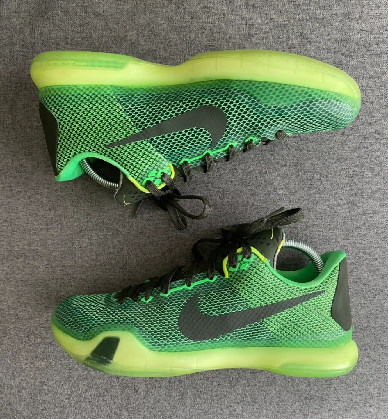 Nike Kobe 10 ‘Vino’ Size 8.5 thumbnail