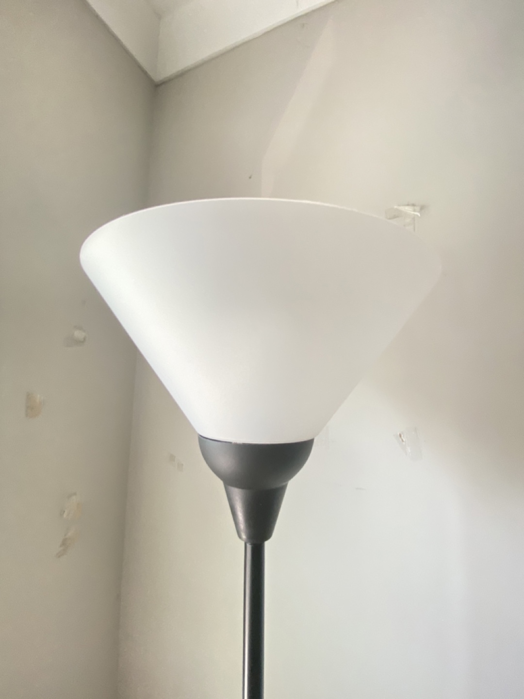Standing Floor Lamp - Black & White - photo 2