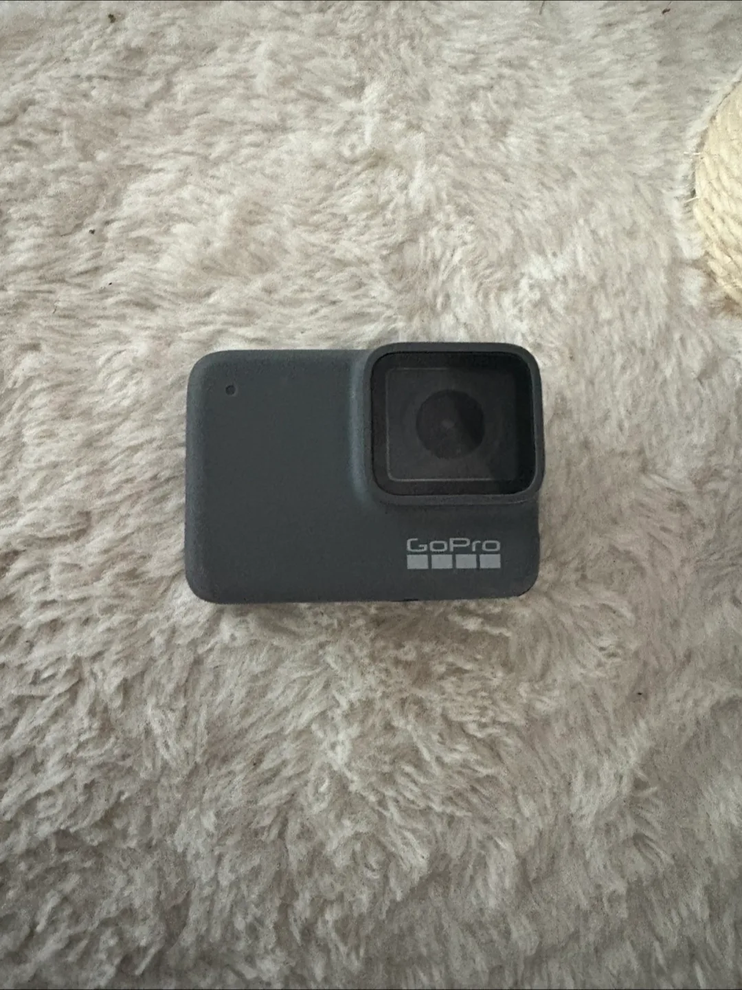 GoPro Hero 7 Silver Camera thumbnail