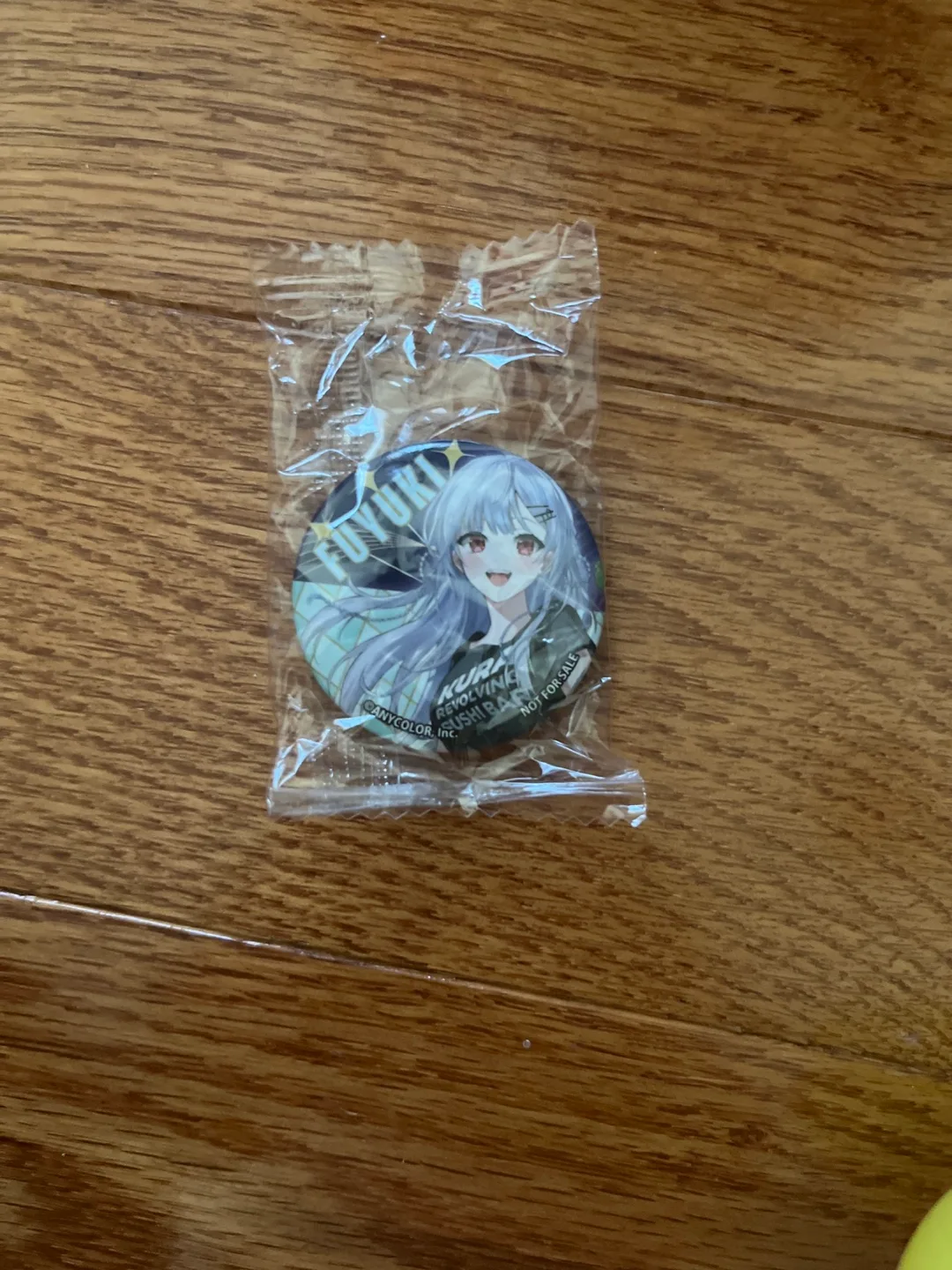 #Freecycle NIJISANJI x Kura Revolving Sushi Badge thumbnail