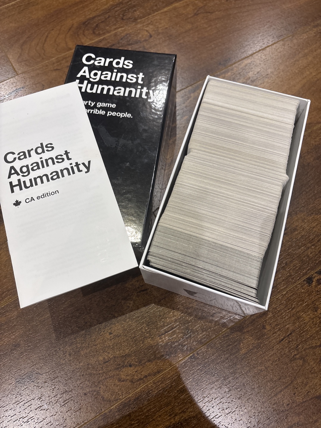 Cards Against Humanity CA edition - photo 3