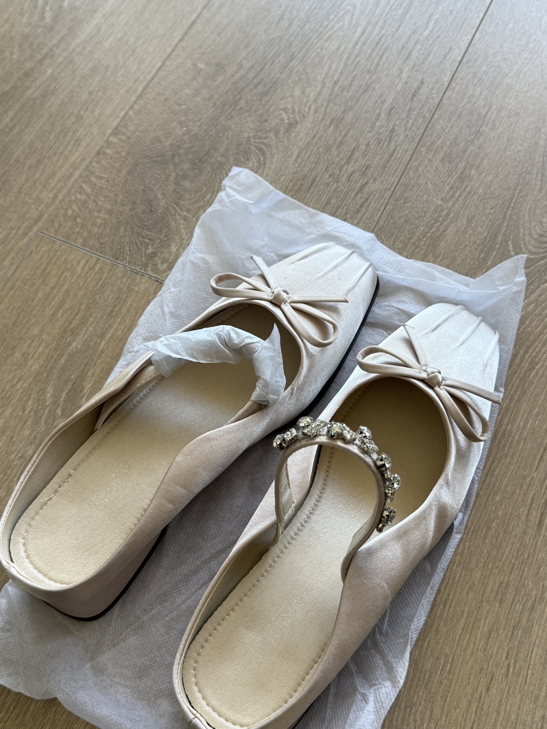 Beige Satin Ballet Flats with Bows - photo 2