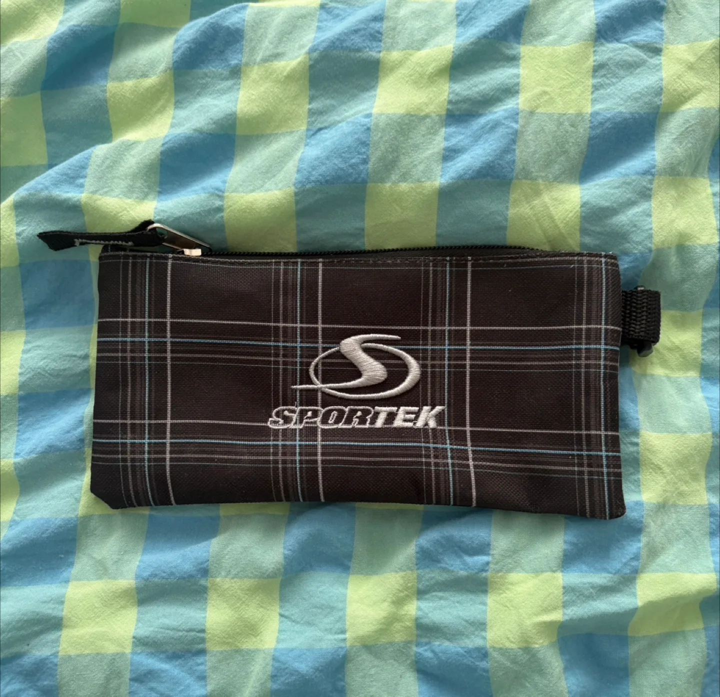 3 pencil cases (Never used) (Giving away all for FREE) image indicator(9)