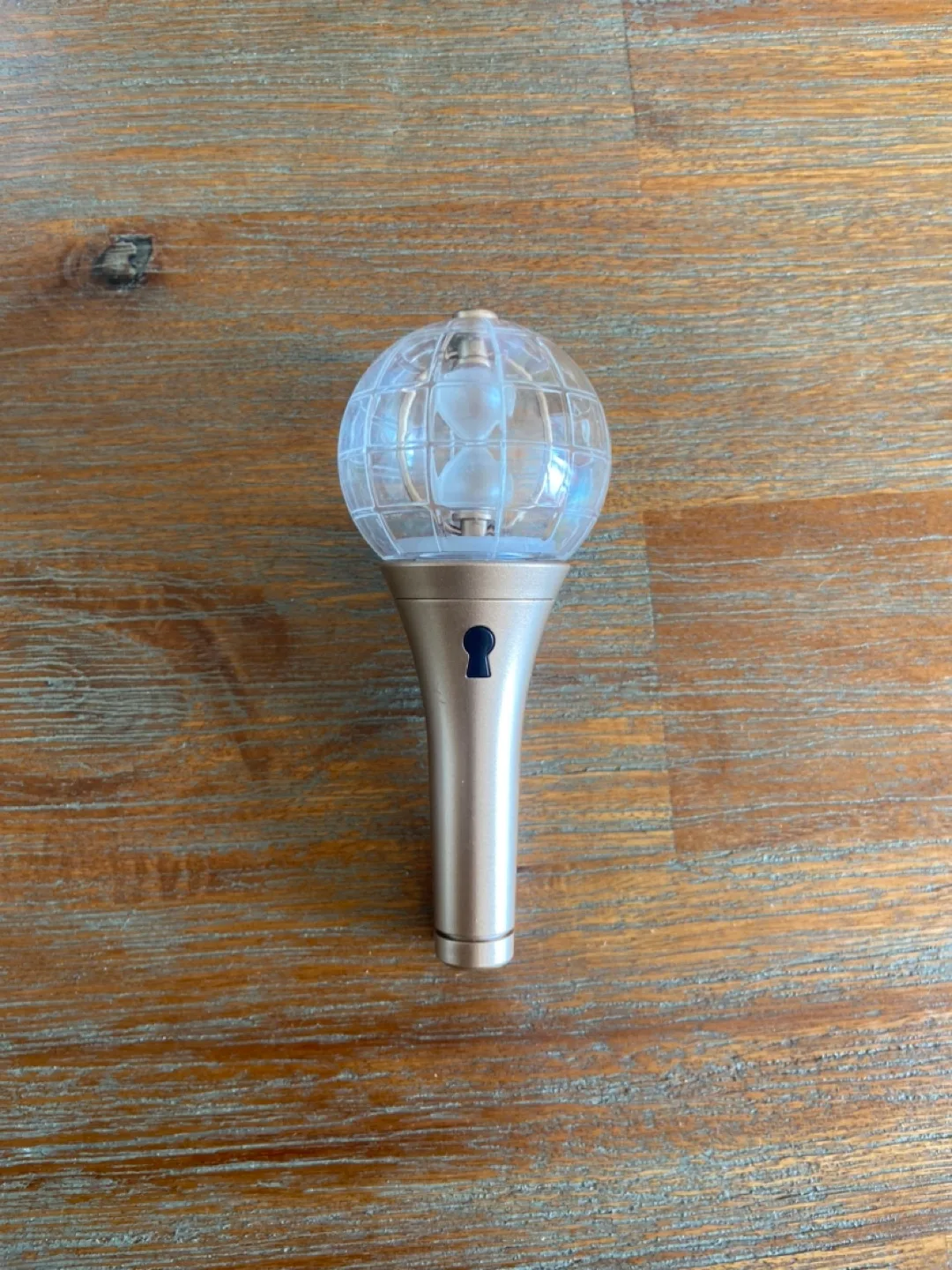 Ateez Light Stick Mini Keyring thumbnail