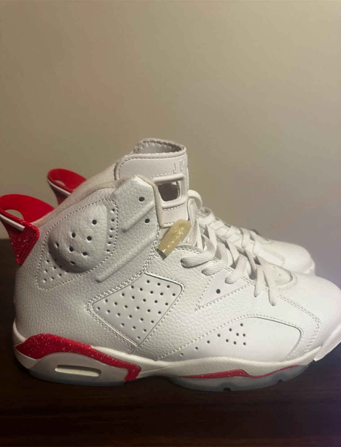 Jordan 6 Retro White/Red Sneakers