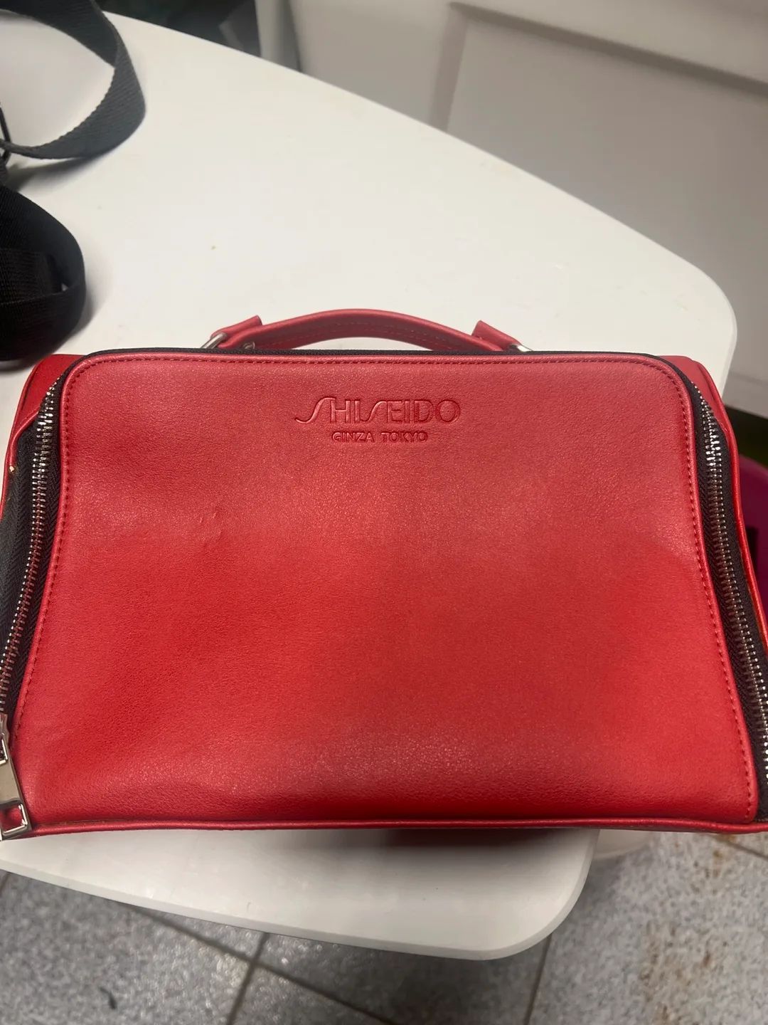 Shiseido Ginza Tokyo Red Pouch #free cycle thumbnail