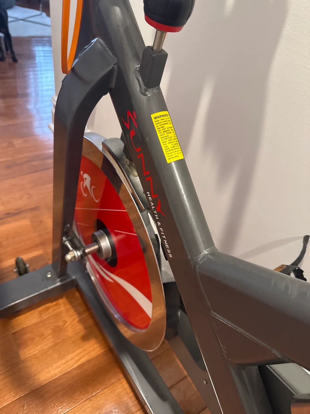 Sunny Health & Fitness Indoor Cycling Bike image indicator(3)
