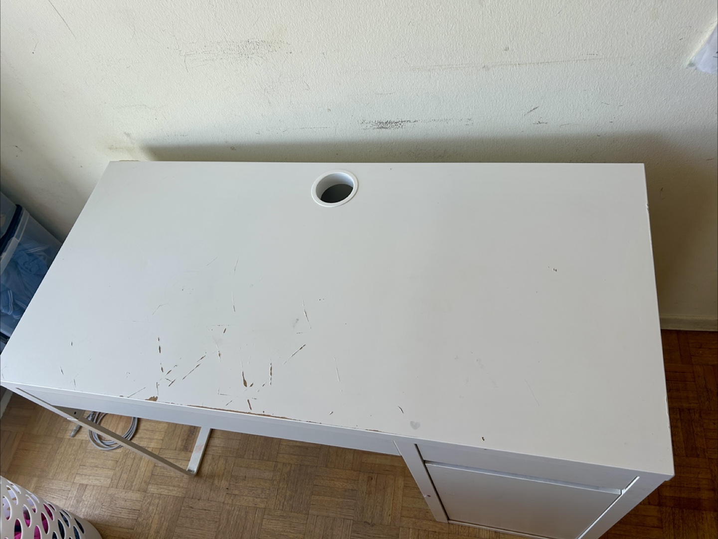 White Desk with Drawer - photo 3