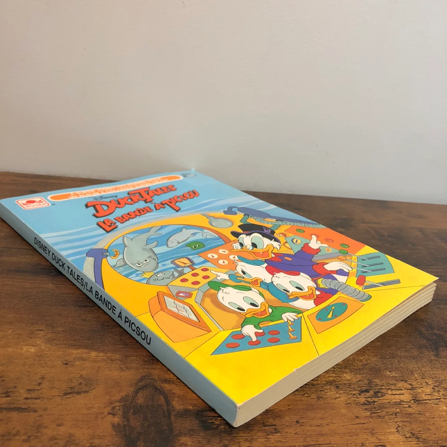 Vintage Disney's DuckTales Super Jumbo Colouring Book image indicator(2)