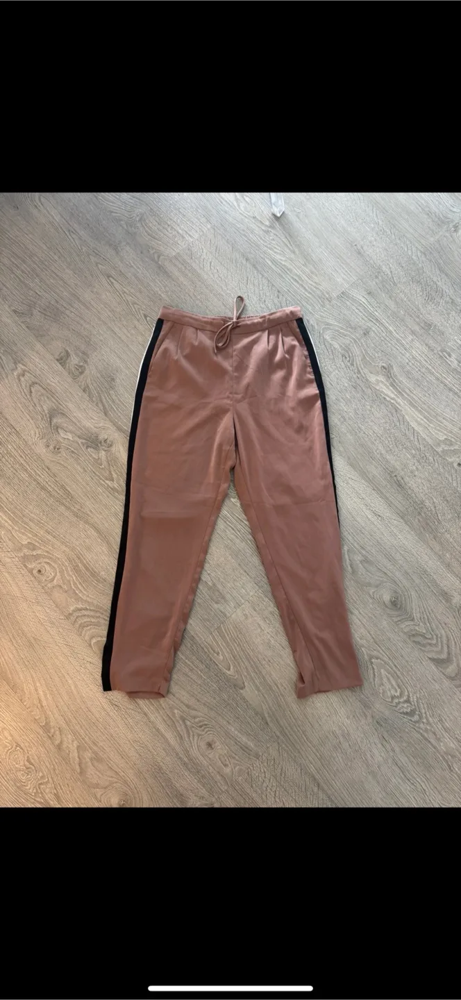 Dynamite Pants - Size M image indicator(2)