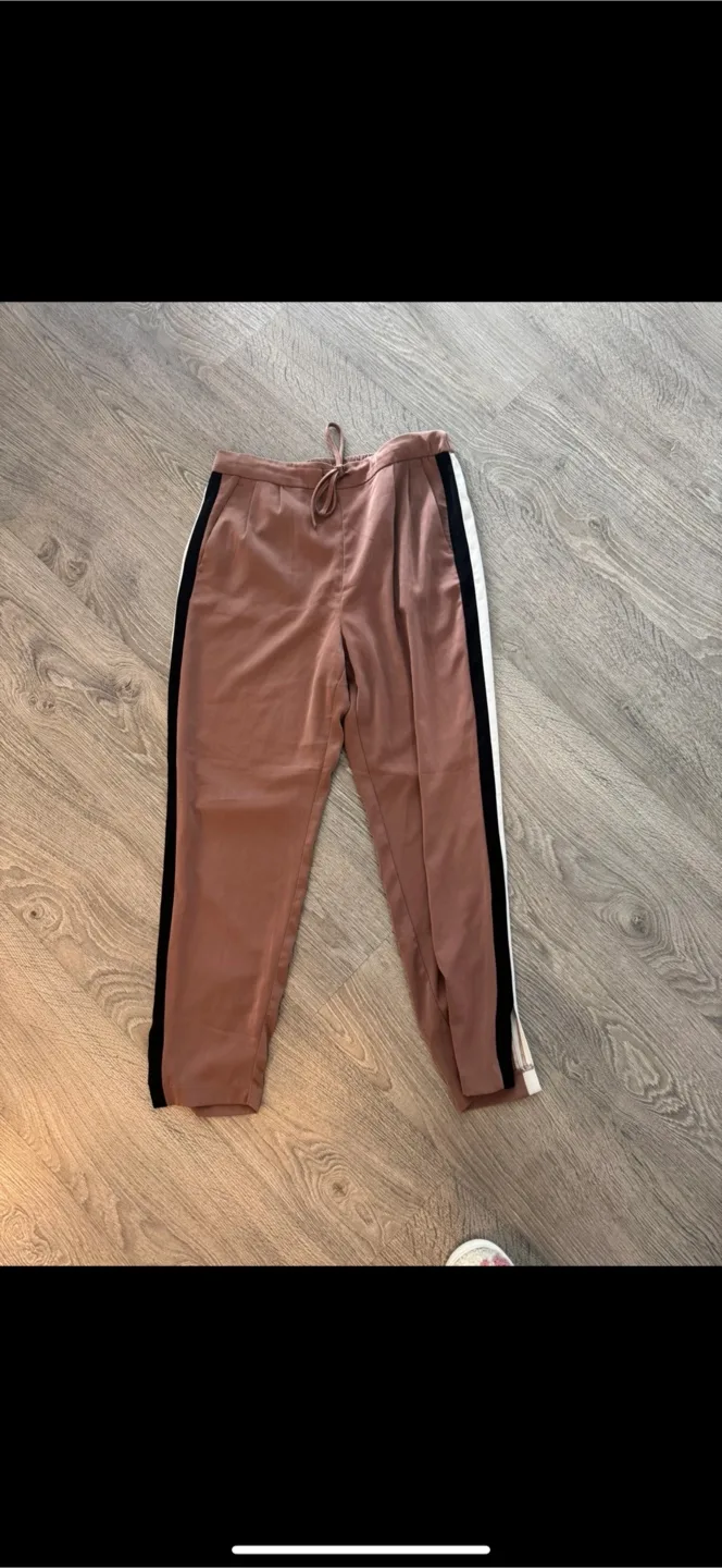 Dynamite Pants - Size M image indicator(3)