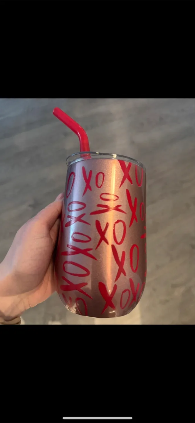 Rose Gold Tumbler with Straw (brand new) thumbnail