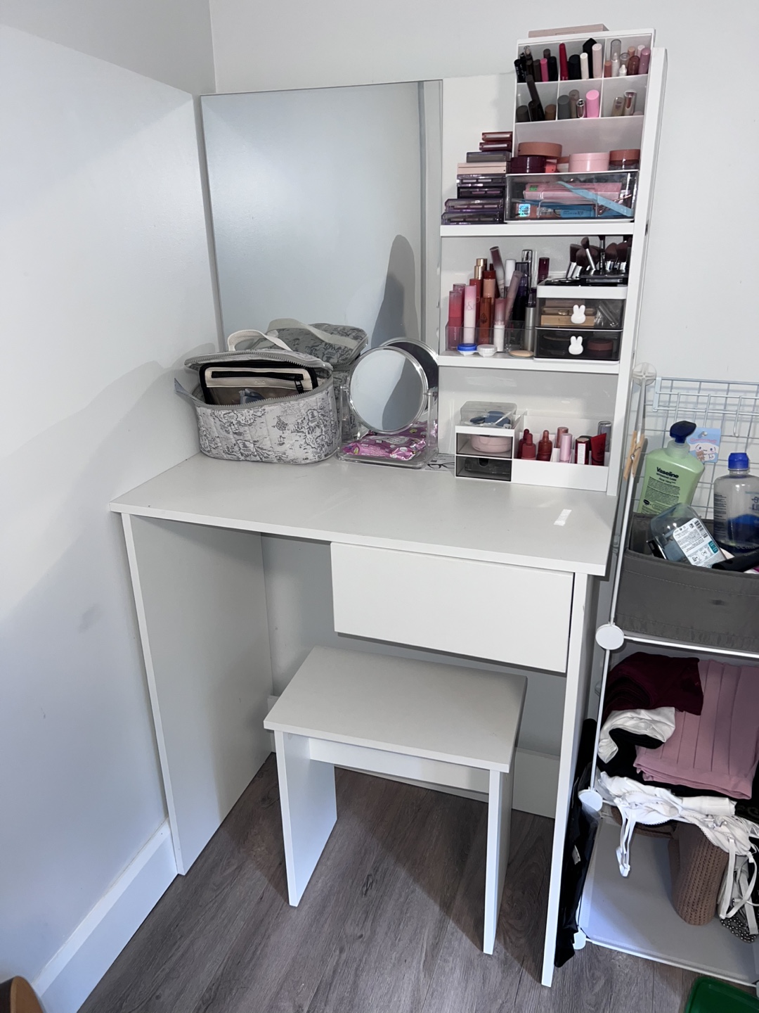 White Vanity Makeup Table with Mirror & Stool - photo 2