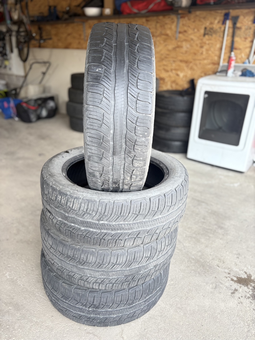 BFGoodrich 225/55R19 99H Tires - Set of 4