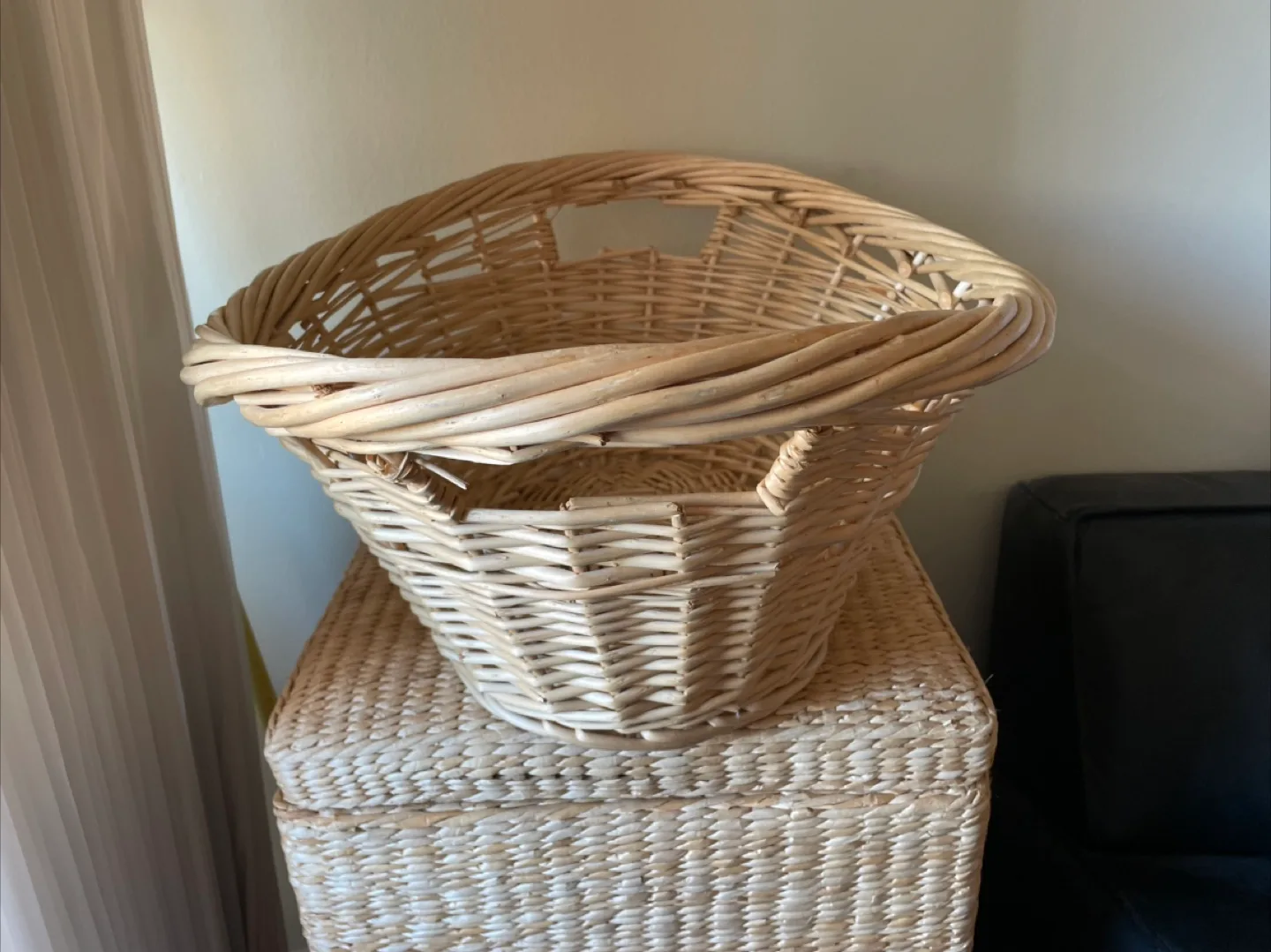 Wicker Basket - Beige image indicator(4)