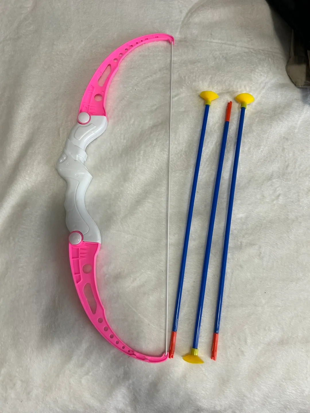 Pink Toy Bow and Arrow Set thumbnail