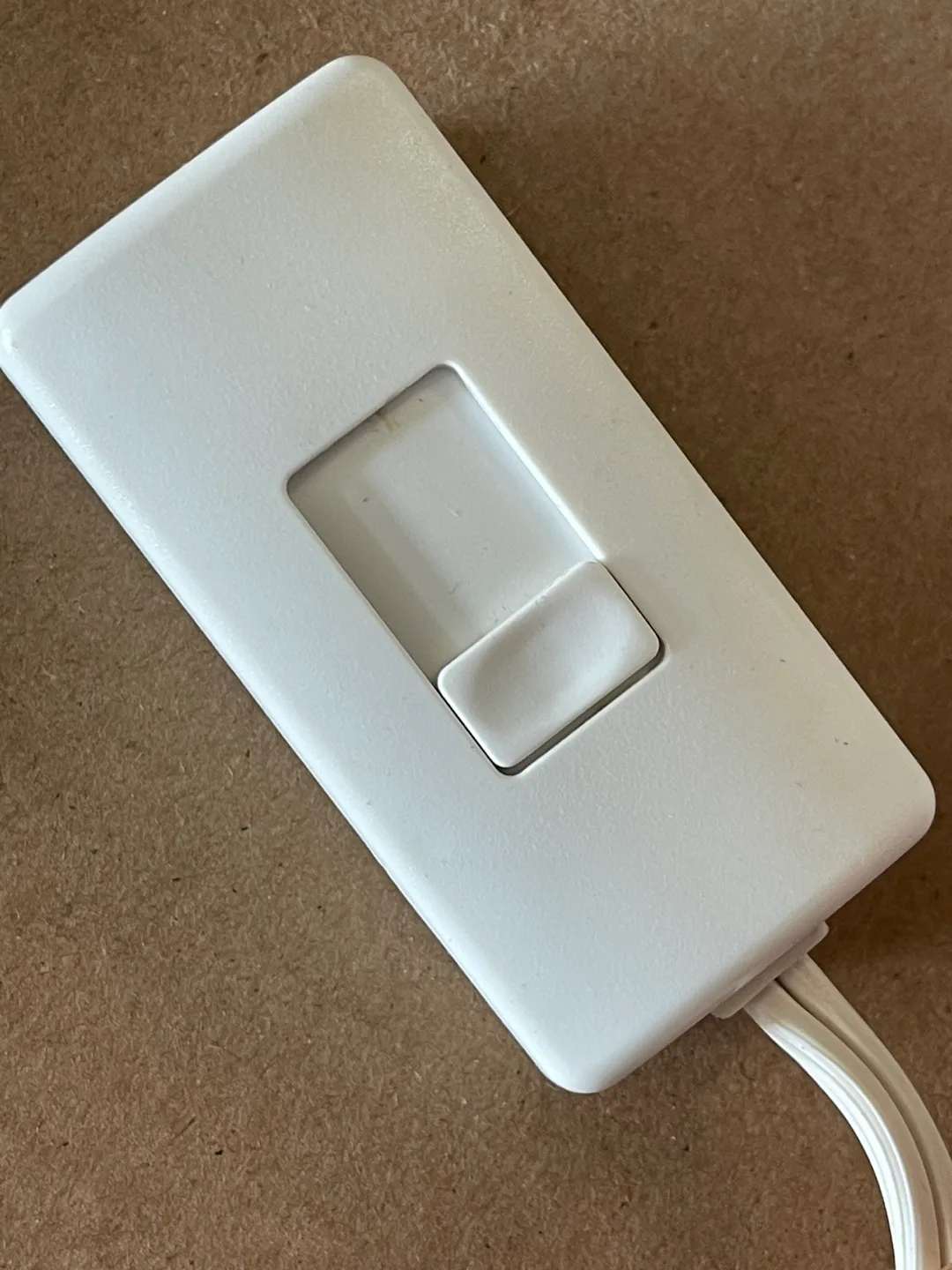 Leviton TBL03 Table-Top Lamp Dimmer image indicator(3)