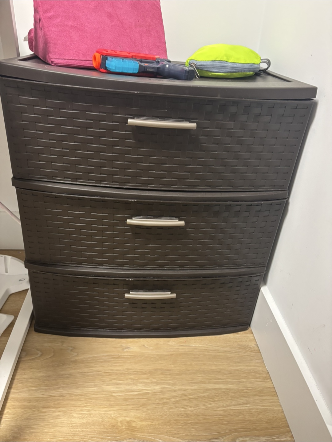Various Dressers & Storage Drawers - photo 3