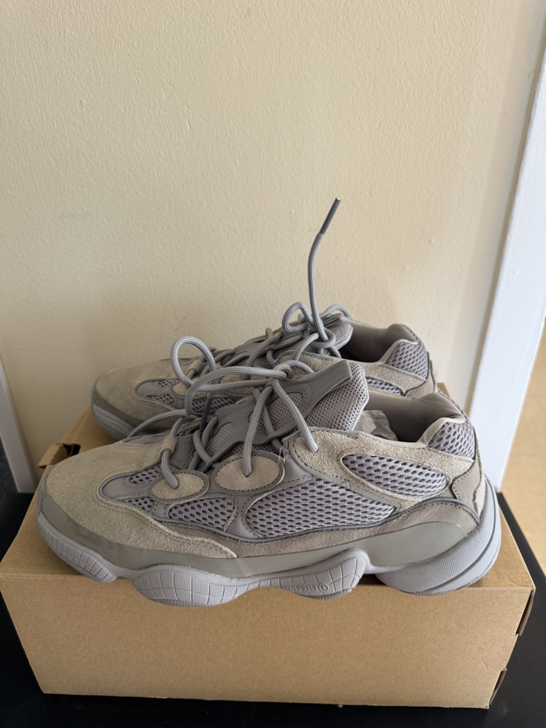 Adidas Yeezy 500