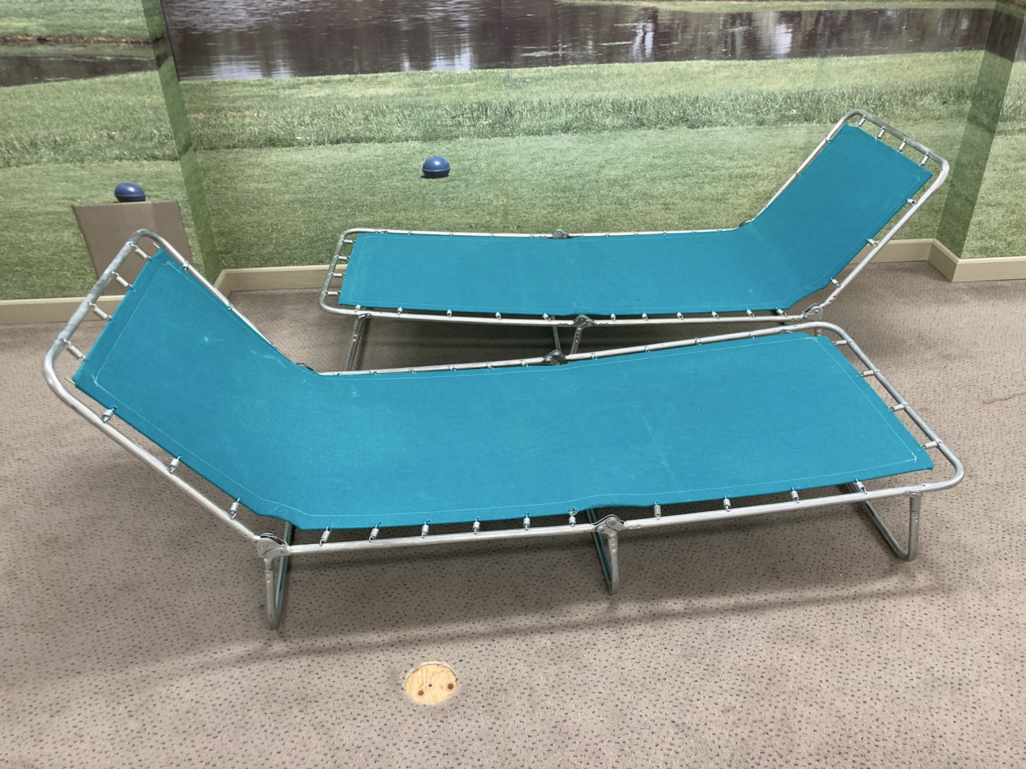 Set of two patio loungers