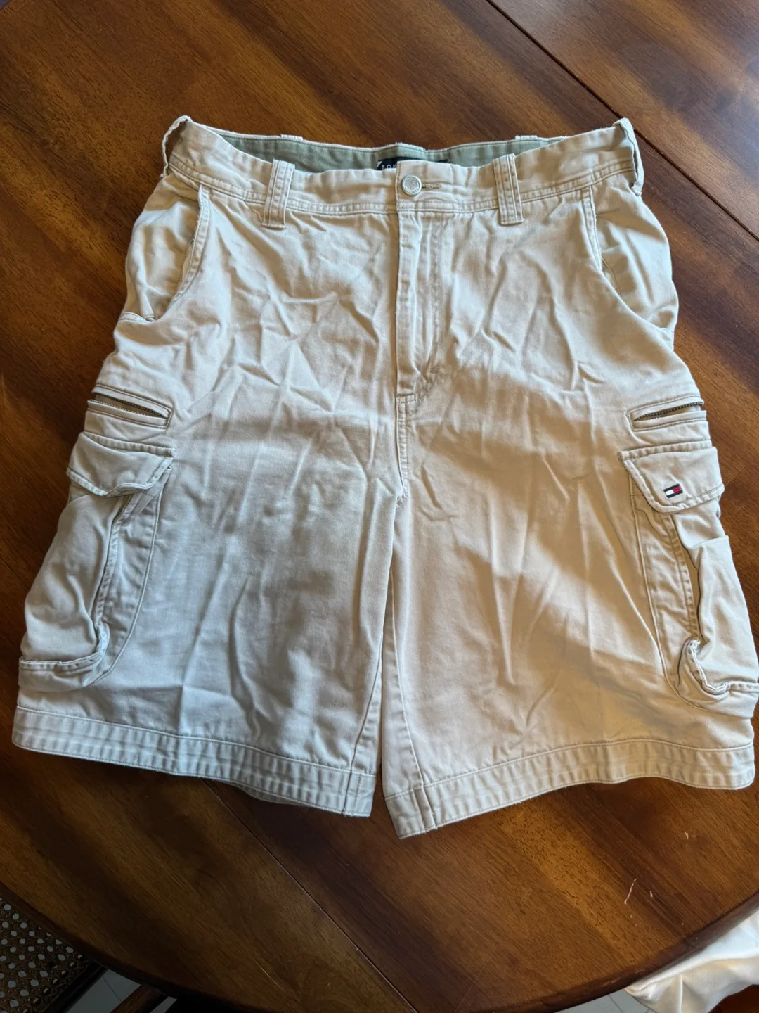 Tommy Hilfiger Cargo Shorts - Size 32 thumbnail
