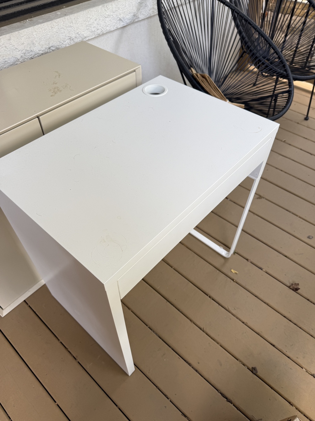 IKEA MICKE White Desk