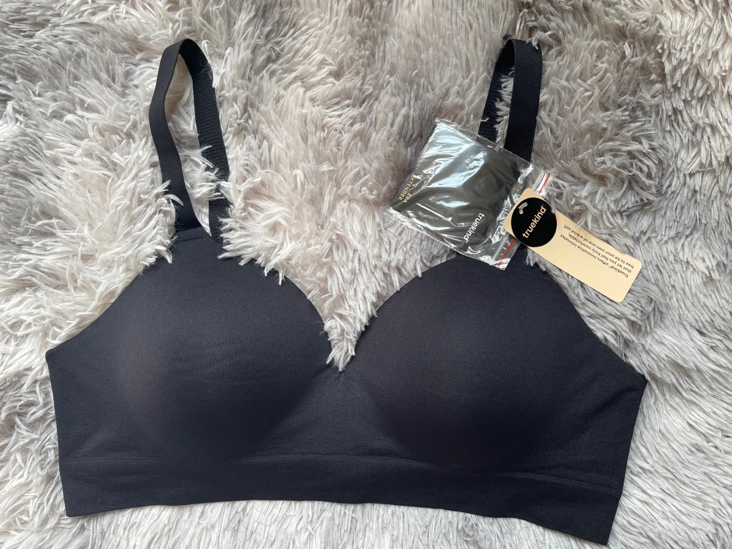 Truekind Wireless Shaping Bra image indicator(5)