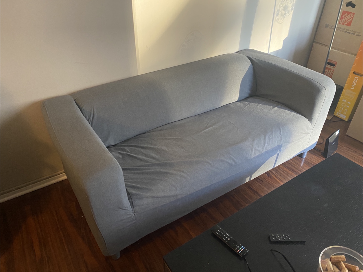 Gray couch - photo 2