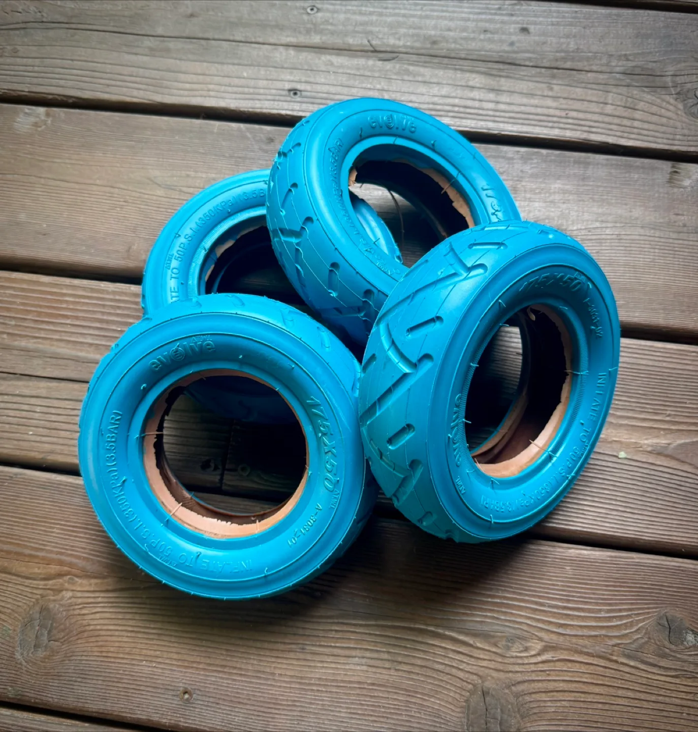 Evolve All Terrain Tires (175mm / 7inch) - Blue thumbnail