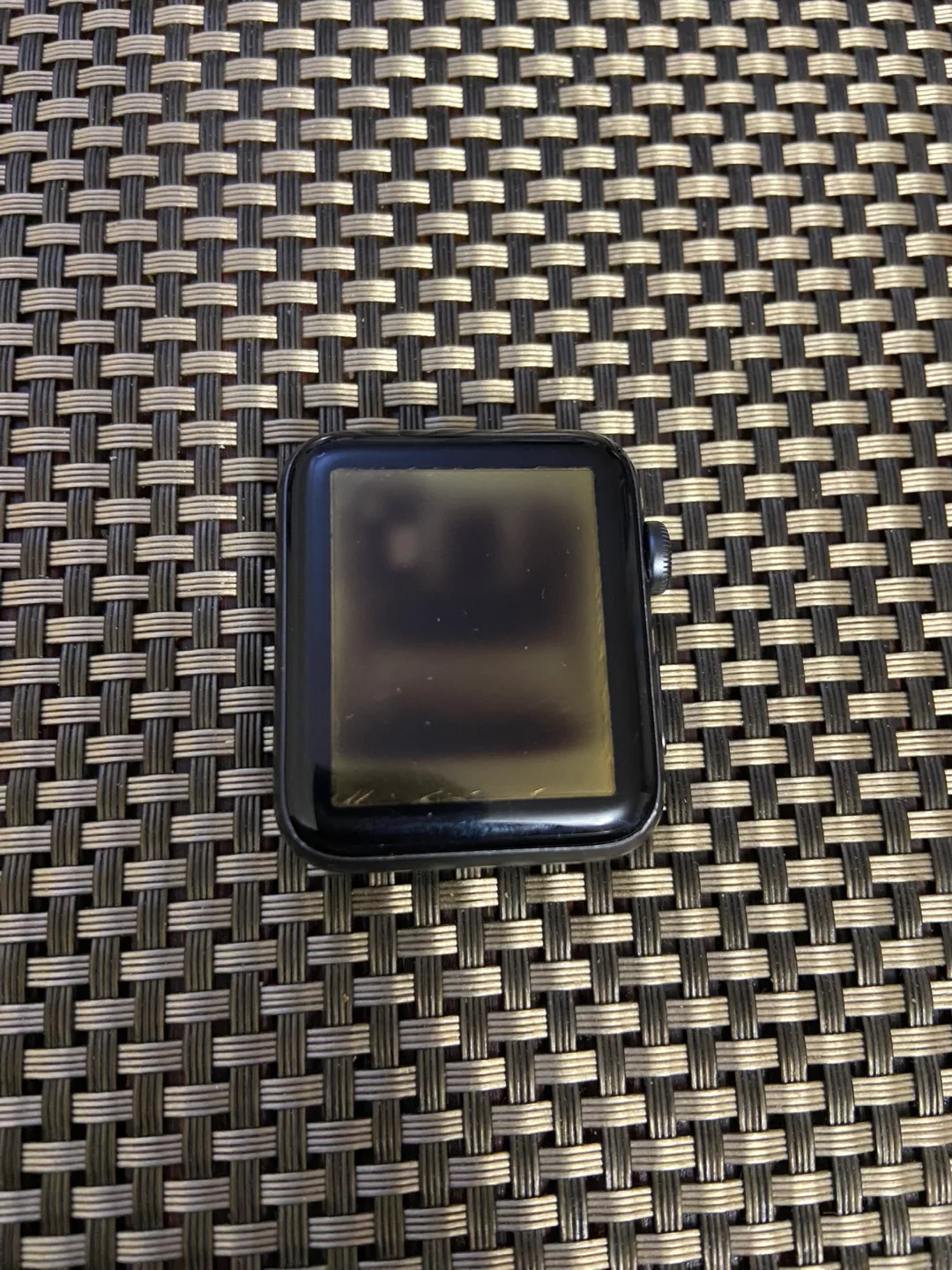 Apple Watch Series 3 - (Selling As Is) thumbnail