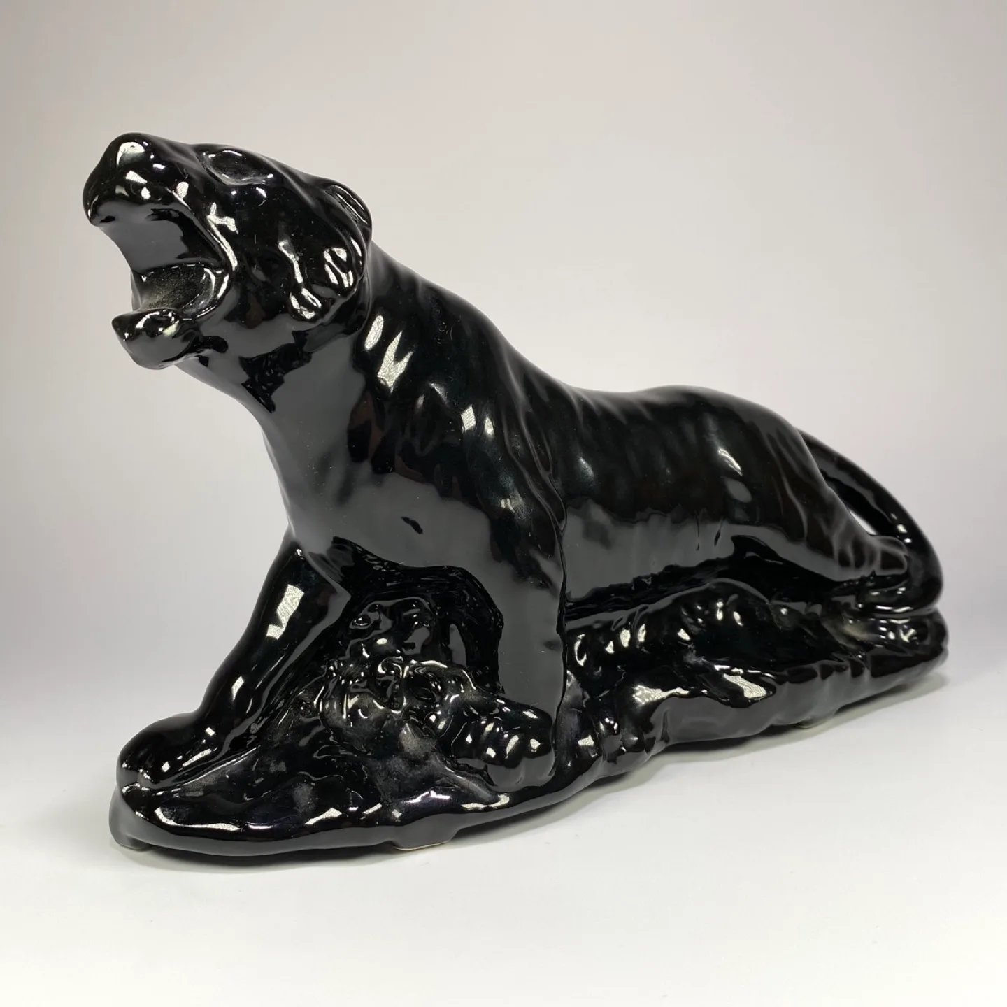 Vintage Black Panther Planter thumbnail