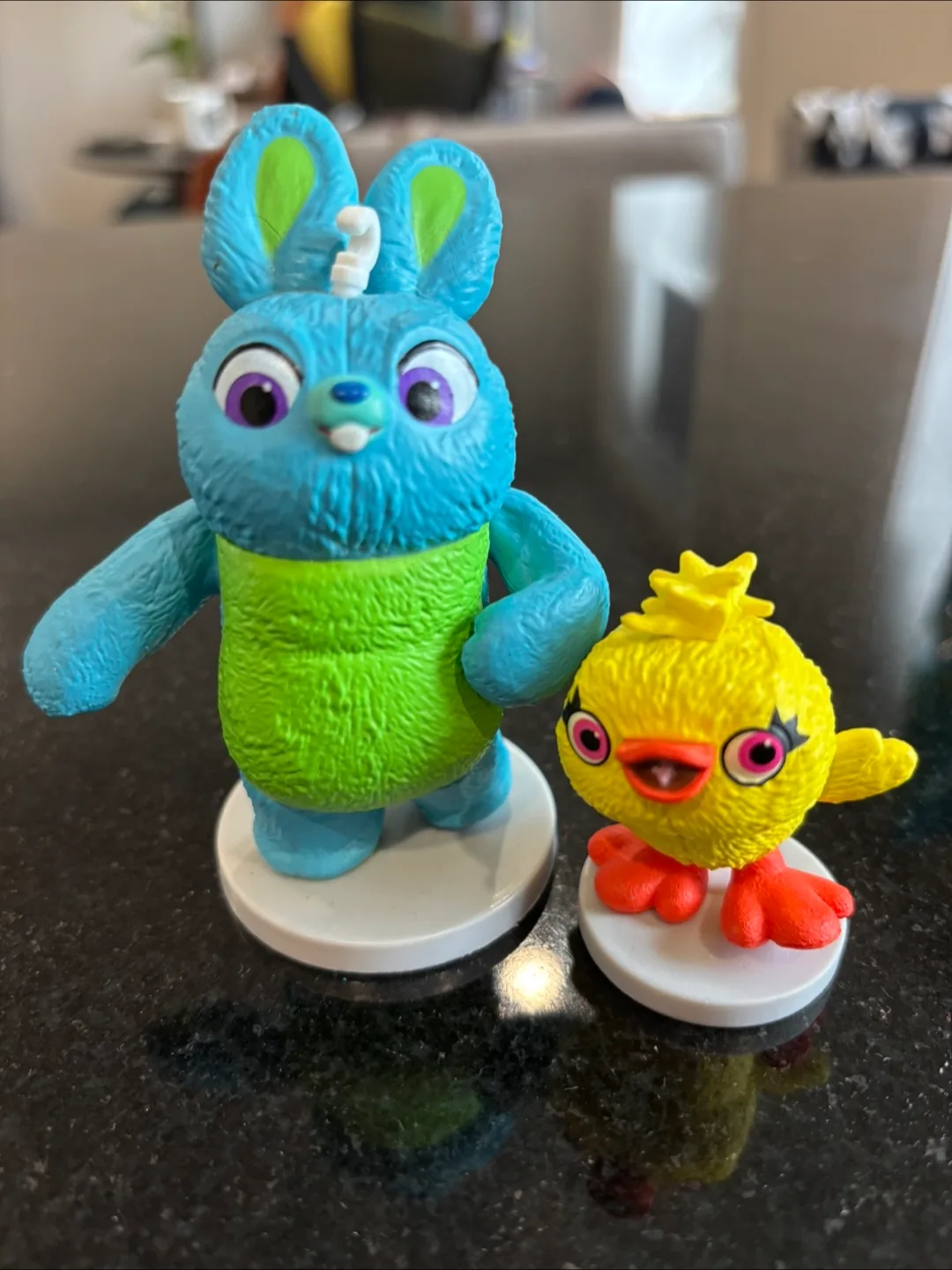 Freecycle listings mini figures image indicator(2)